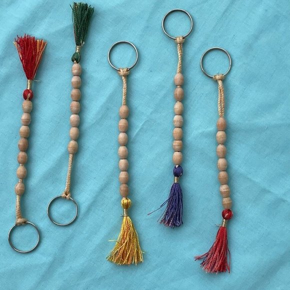 Key Chains Real Wood Beads Handmade Keychains Key Holder Rings Lot of 5 - Picture 4 of 7